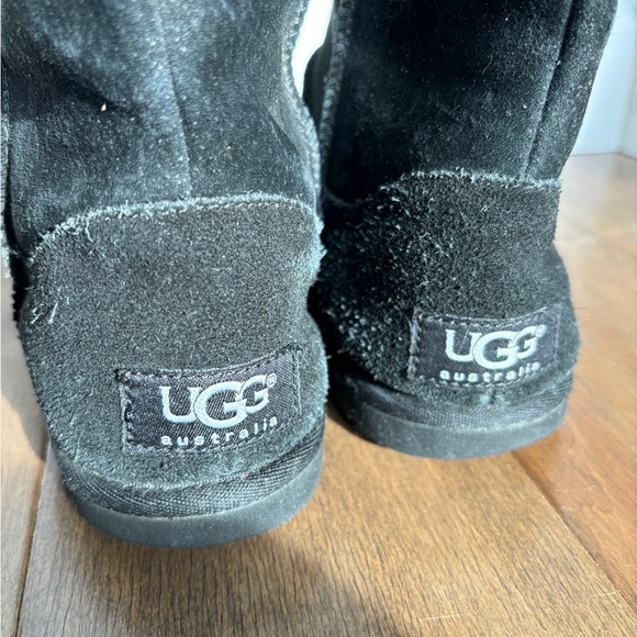 UGG Boots - Picture 5 of 12